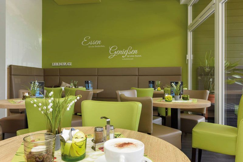 Gesees-Forkendorf Cafe Tisch und Stühle