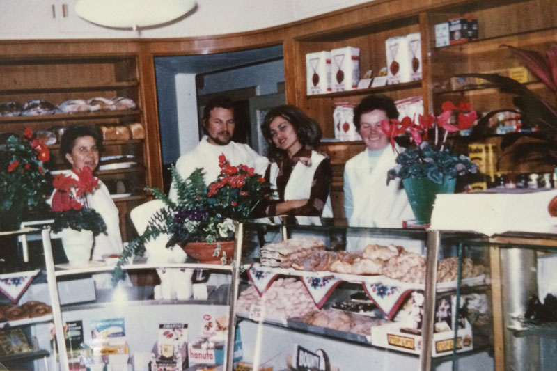 1962 Eröffnung Filiale Hegelstrasse ehemalig Bäckerei Schamel